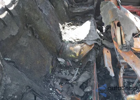 1986 Jaguar Xjs z USA, uszkodzony, nr VIN SAJNV5844GC131468